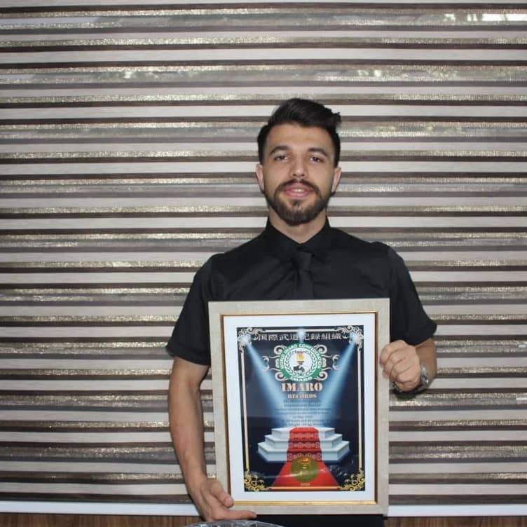 مبین شقاقی